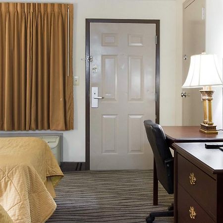 אנטרפרייז Executive Inn And Suites מראה חיצוני תמונה