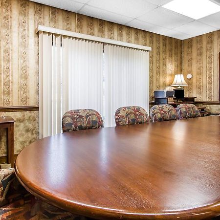 אנטרפרייז Executive Inn And Suites מראה חיצוני תמונה