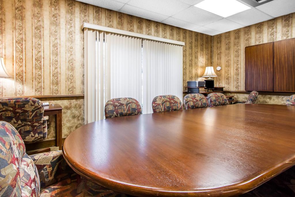אנטרפרייז Executive Inn And Suites מראה חיצוני תמונה