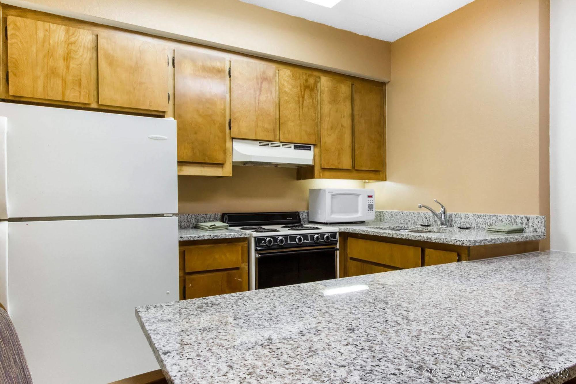 אנטרפרייז Executive Inn And Suites מראה חיצוני תמונה